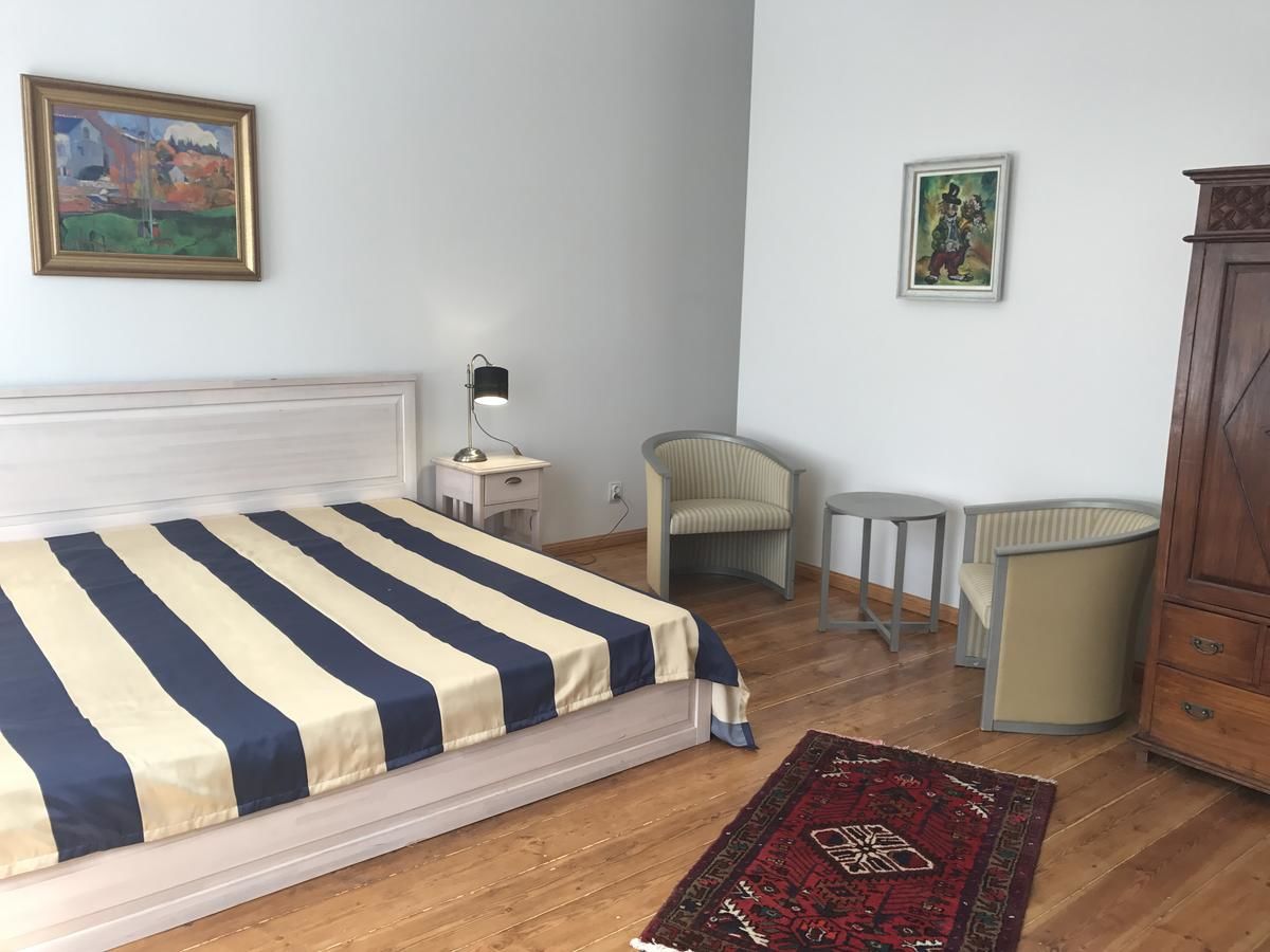 Апартаменты A1 apartments with free parking Рига-11